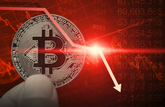 BTC/USD on the Ropes: Weekly Support Calls for Attention, FP Markets